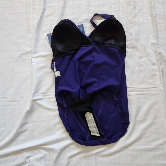 Croft & Barrow Body Sculptor Womens Swimsuit Size 18 Purple Soft Cup Ruched Slim - Picture 3 of 4